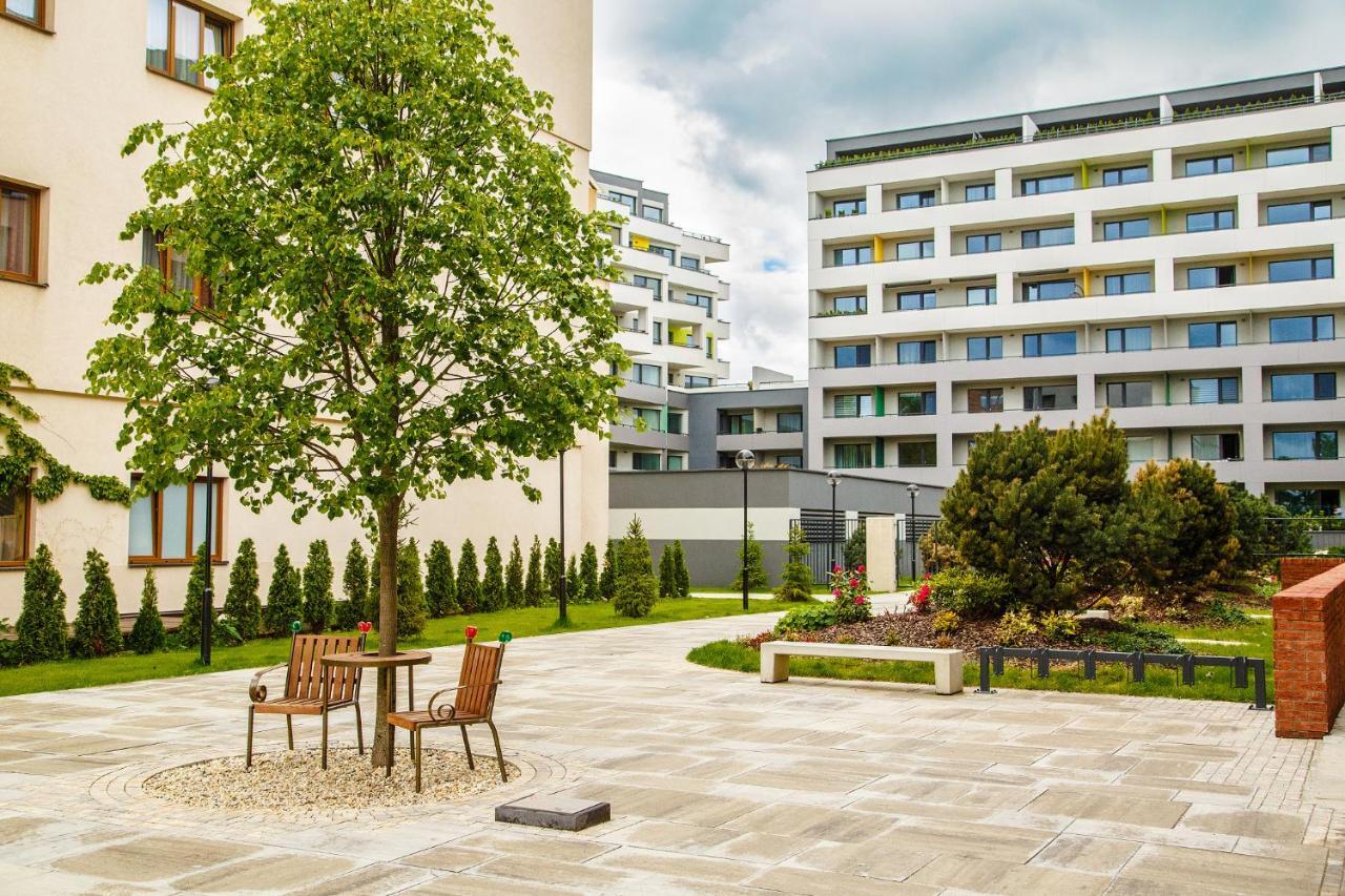 The Town Hall Residence -Welcome Home Apartment-Free Outdoor Parking-Ac Caşonia Exterior foto